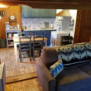 Petit Savoyard Chalet Domancy